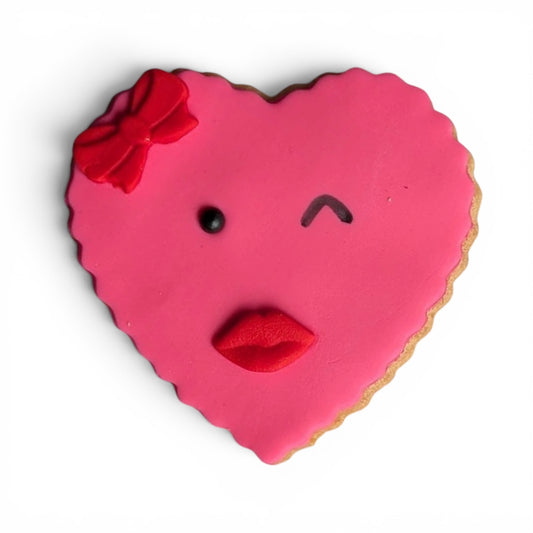Sassy Heart – Sprinkles & Sparkles Single Sugar Cookie for Humans