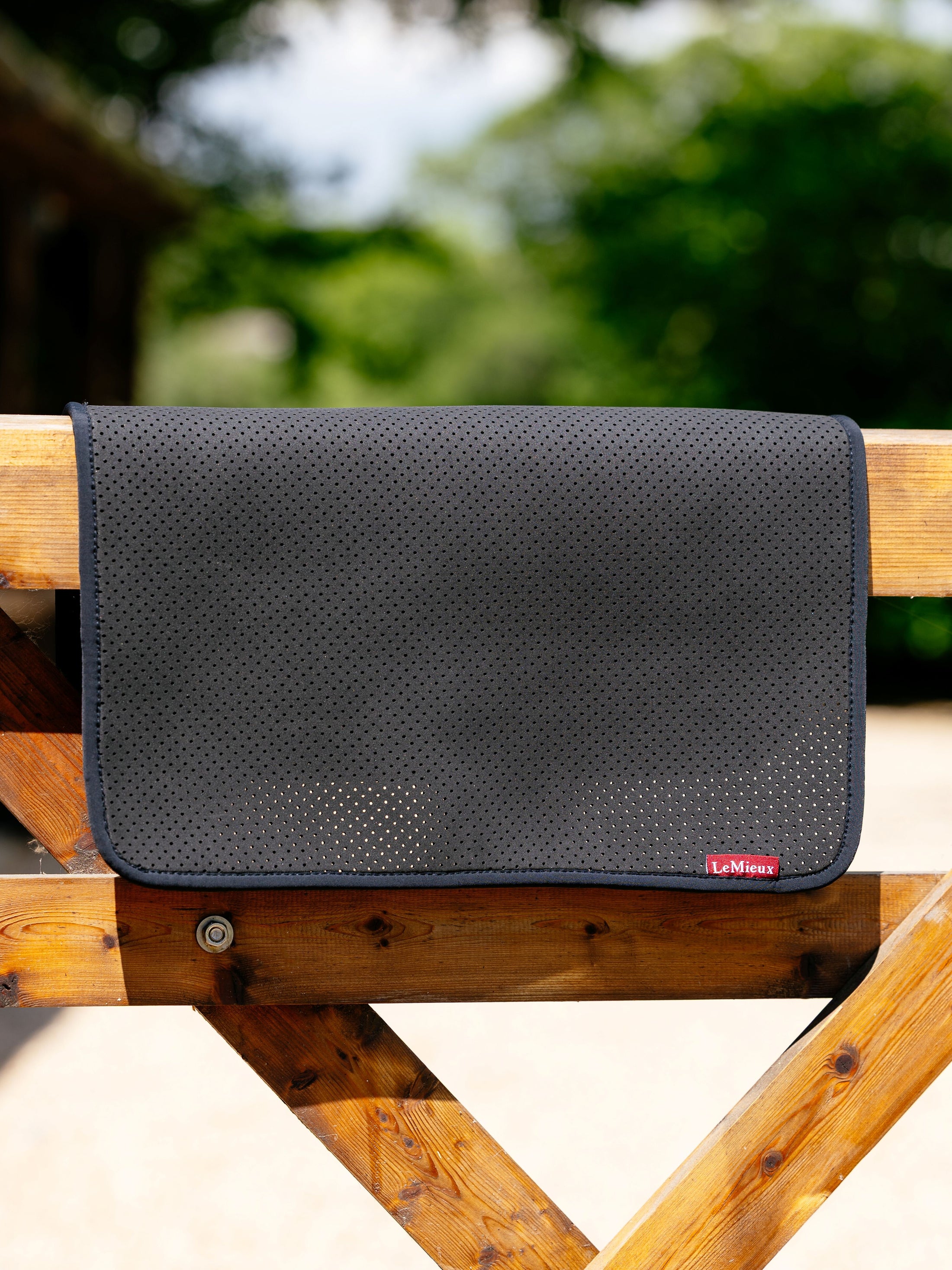 LeMieux® Non-Slip Half Pad Square Black