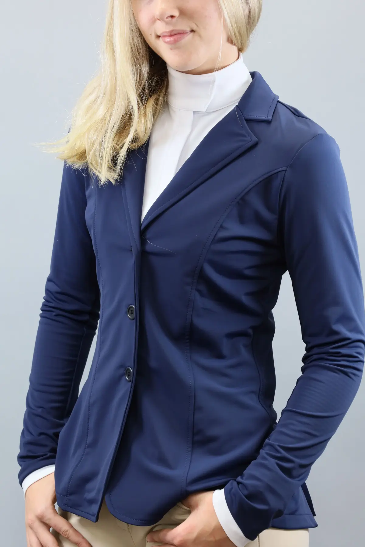 Kismet Women's Show Jacket “Sophia” 3-button