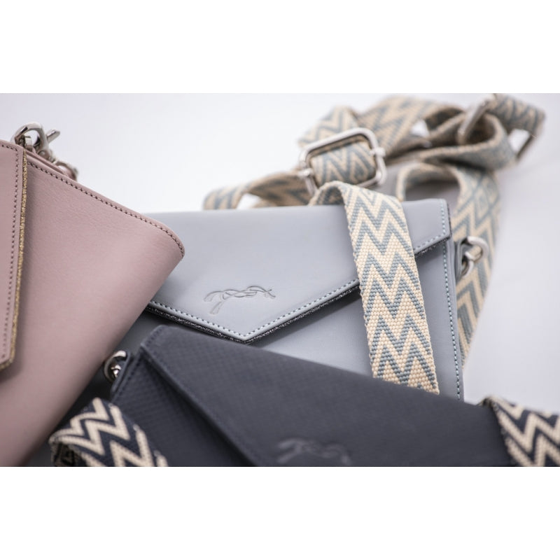 Pénélope Leather Phone Pocket with Strap – Blue Gray