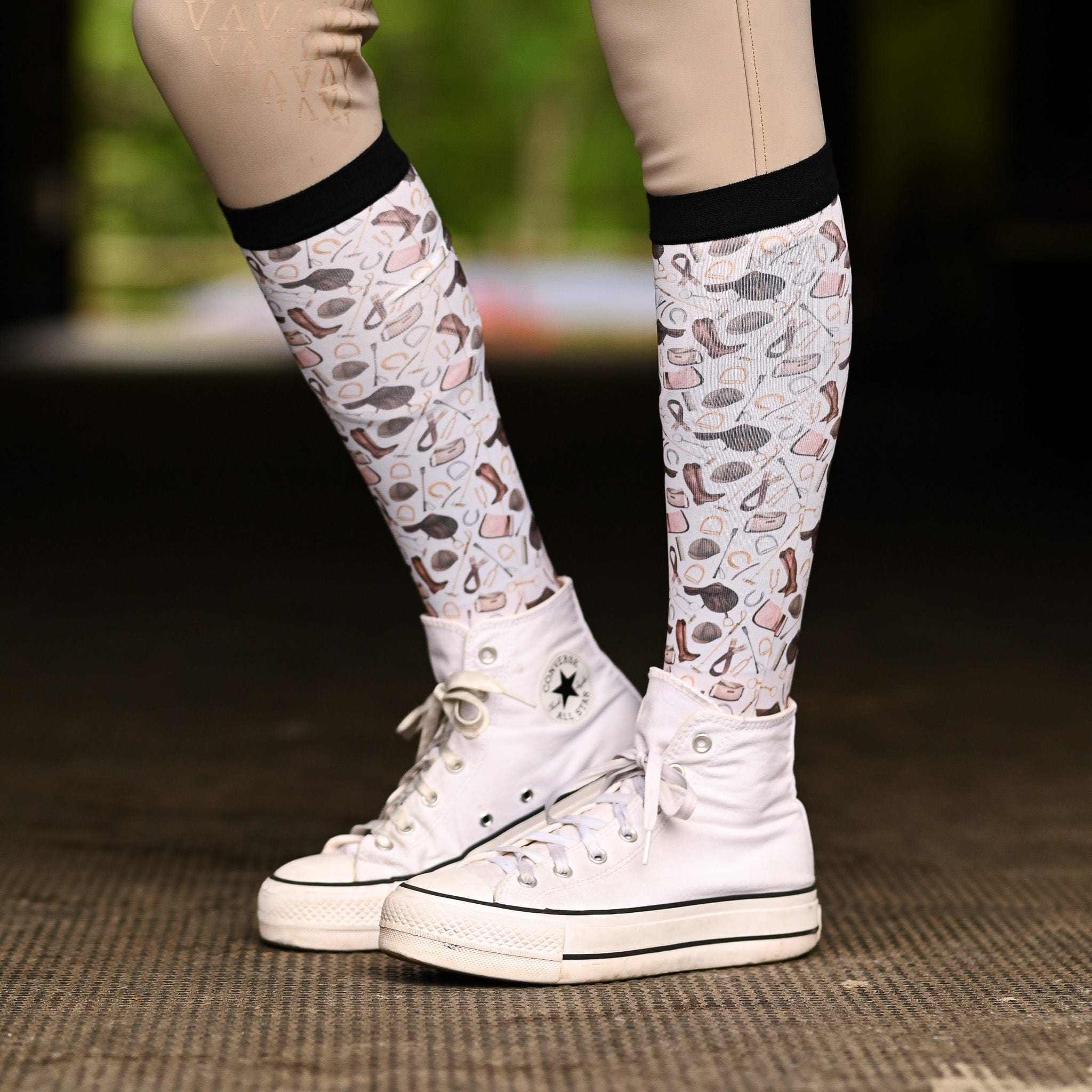 The Hunt – Dreamers & Schemers YOUTH Pair & A Spare Socks