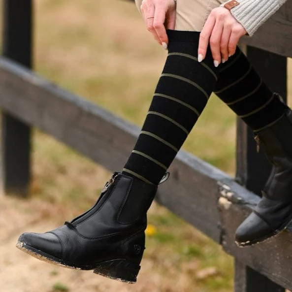 Dreamers & Schemers Simple Stripe Knit Socks