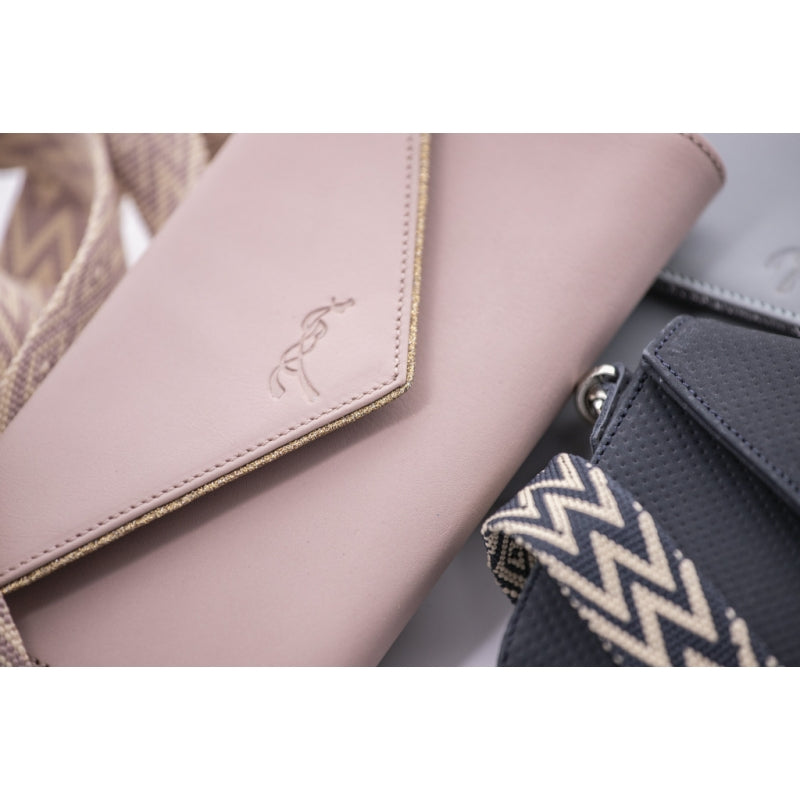 Pénélope Leather Phone Pocket with Strap - Powder Pink