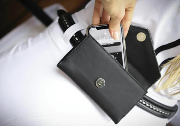 Penelope Phone Pocket Black 2